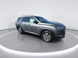 New 2025 Nissan Pathfinder SL image 2