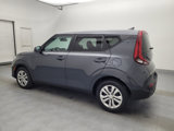 Used 2022 Kia Soul LX image 3