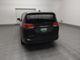 Used 2022 Chrysler Voyager LX image 6