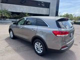 Used 2016 Kia Sorento L image 5