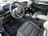 New 2025 Buick Envision Avenir image 4