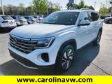 New 2025 Volkswagen Atlas SEL image 3