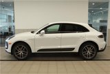 Certified 2024 Porsche Macan image 2