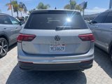 Used 2023 Volkswagen Tiguan SE w/ Panoramic Sunroof Package image 6