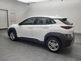 Used 2022 Hyundai Kona SE image 3