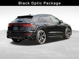 Used 2022 Audi RS Q8 w/ Black Optic Package image 4