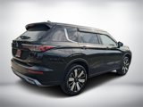 New 2025 Mitsubishi Outlander SE image 3
