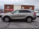 Used 2017 Kia Sorento LX w/ LX Convenience Package image 4