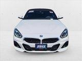 Used 2025 BMW Z4 sDrive30i image 2