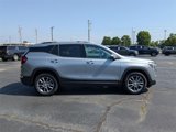 Used 2024 GMC Terrain SLT image 2