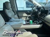 Used 2023 Lincoln Navigator L Reserve image 4