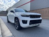 New 2025 Jeep Grand Cherokee Overland w/ Luxury Tech Group IV image 3