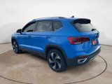 Certified 2024 Volkswagen Taos SE image 4