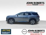 New 2025 Nissan Pathfinder Platinum image 2