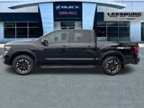 Used 2021 Nissan Titan PRO-4X w/ Pro-4x Convenience Package image 4