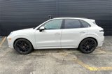 New 2025 Porsche Cayenne GTS image 2