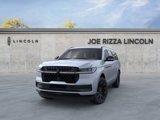New 2025 Lincoln Navigator L Reserve image 2