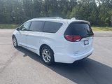 Used 2019 Chrysler Pacifica Limited image 5