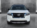 New 2025 Nissan Pathfinder Platinum image 2