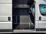 New 2025 RAM ProMaster 2500 w/ Quick Order Package 22G SLT image 6