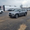 Used 2023 Nissan Rogue SV image 2