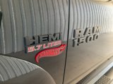Used 2018 RAM 1500 SLT image 3