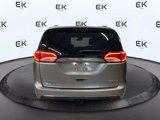 Used 2017 Chrysler Pacifica Limited w/ UConnect Theater Package image 4