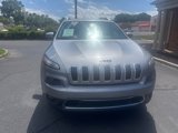 Used 2017 Jeep Cherokee Limited image 2