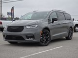 New 2025 Chrysler Pacifica Limited image 2