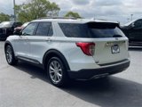 Used 2022 Ford Explorer XLT w/ Equipment Group 202A image 4