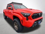 Used 2024 Toyota Tacoma TRD Sport image 5