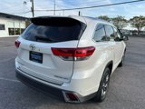 Used 2017 Toyota Highlander Limited Platinum image 6