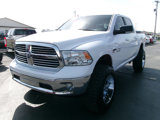Used 2018 RAM 1500 Classic SLT image 2