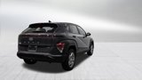 New 2026 Hyundai Kona SE image 5