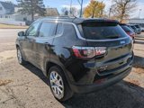 Used 2023 Jeep Compass Latitude image 4