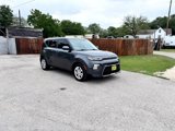 Used 2022 Kia Soul LX image 2