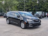 New 2026 Chrysler Pacifica Select image 3