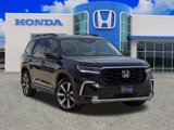 New 2025 Honda Pilot Touring image 2