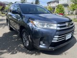 Used 2018 Toyota Highlander XLE image 3