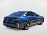 New 2026 BMW i5 eDrive40 image 2