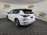 New 2025 Mitsubishi Outlander SEL image 5