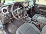 New 2025 Jeep Gladiator Sport image 5