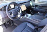 New 2025 Land Rover Range Rover SE image 4