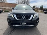 Used 2019 Nissan Pathfinder SV image 2