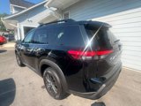 Used 2022 Nissan Pathfinder SV image 3