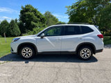 Used 2024 Subaru Forester Premium image 2