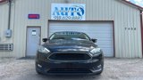 Used 2017 Ford Focus SEL image 4