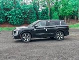 New 2025 Mitsubishi Outlander SE image 3