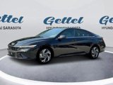 New 2025 Hyundai Elantra SEL image 2