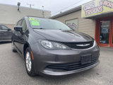 Used 2020 Chrysler Voyager Lxi image 2
